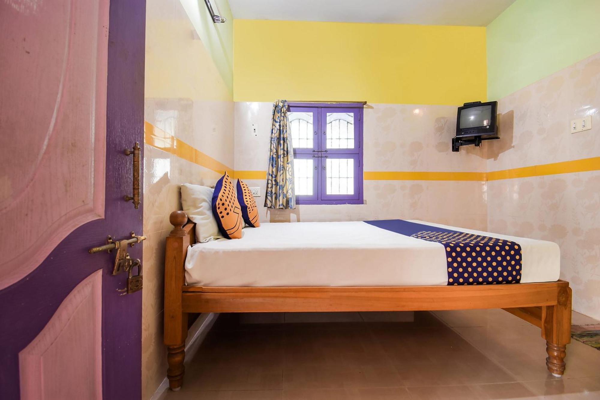 Hotel O K.S.Lodge Tribhuvanam Extérieur photo